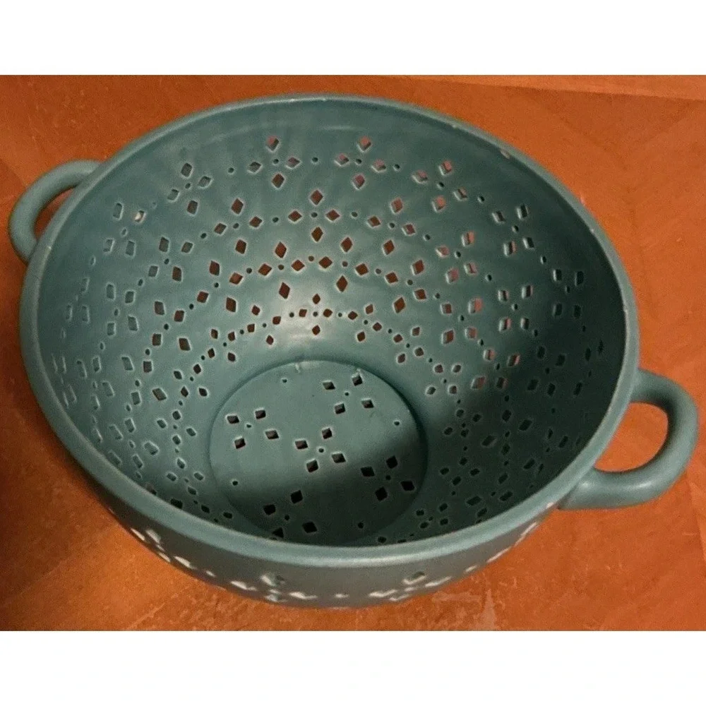 Threshold Earthenware Teal Ceramic Colander‎ 5.5